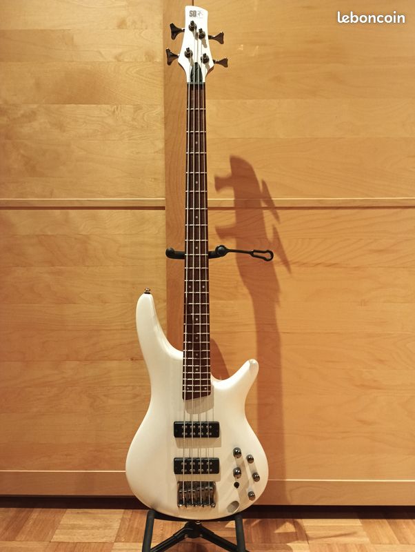 Basse Ibanez SR300E (image 1)
