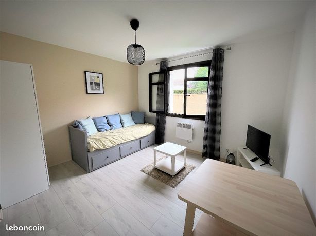 Studio 1 pièce 18 m²