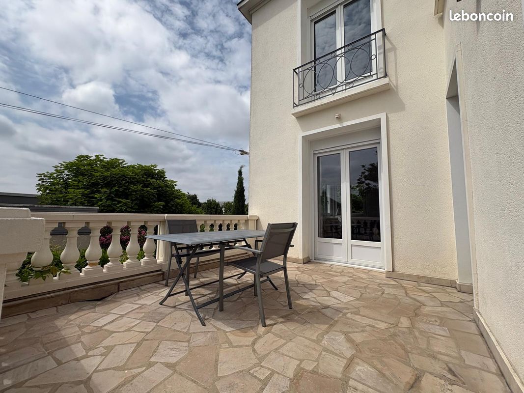 Maison 6 pièces 153 m² · à Saint-Cyr-sur-Loire · 153 m² · 575 000 €