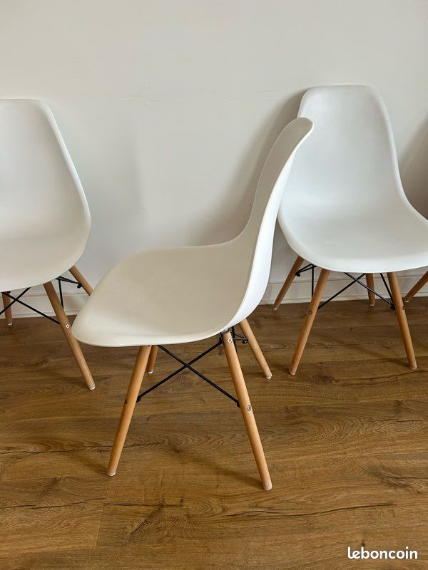 Lot 4 chaises (image 3)