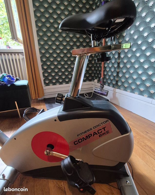 Appartement Proform Proform 748 Ekg Exercise Bike Vélo D