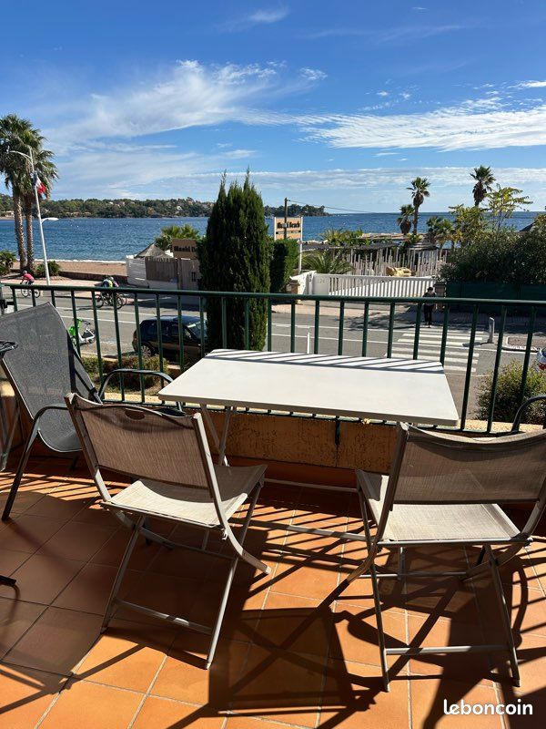 Appartement 1 pièce 23 m² · à Saint-Raphaël · 23 m² · 650 €/mois