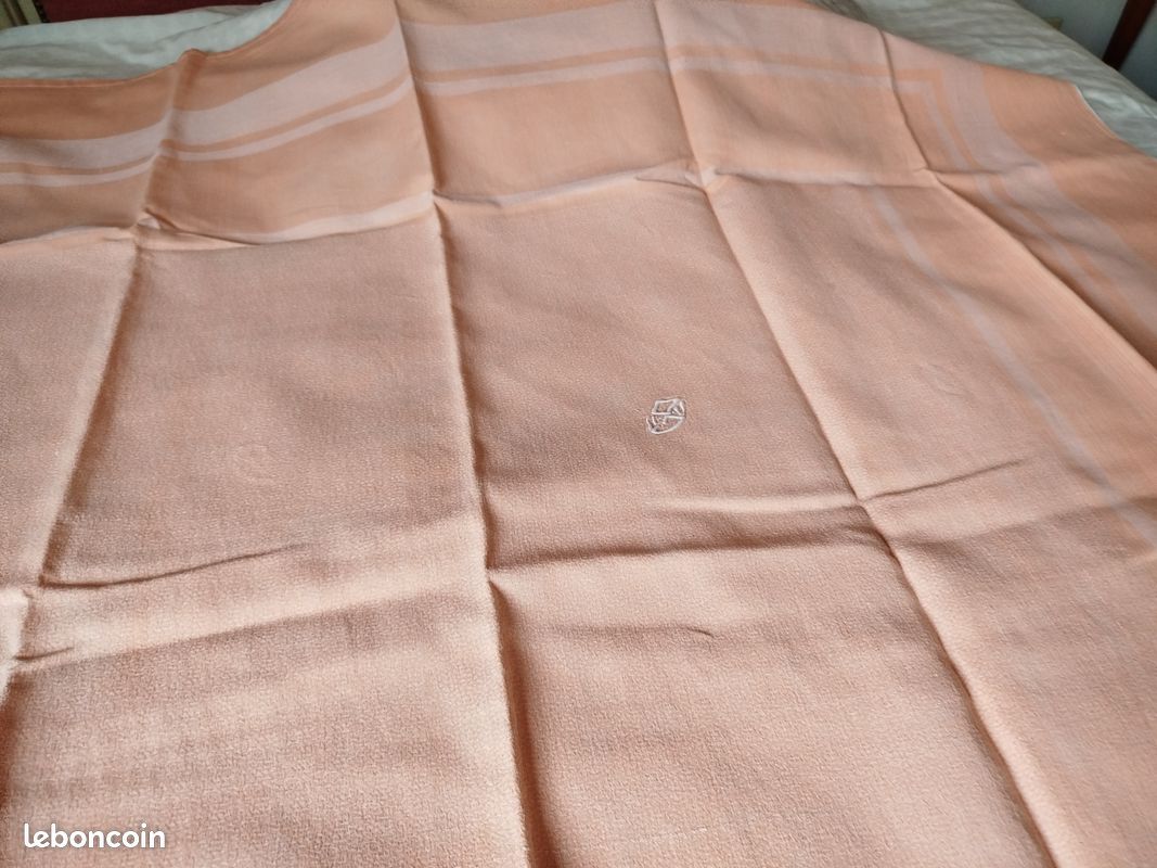 Nappe ancienne et 12 serviettes de table saumon(linge ancien) (image 4)