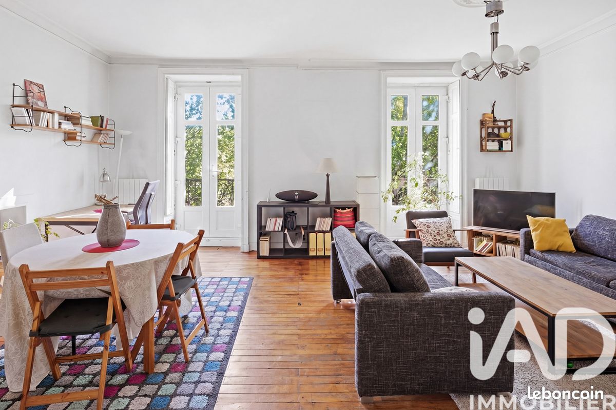 Appartement 2 pièces 64 m²