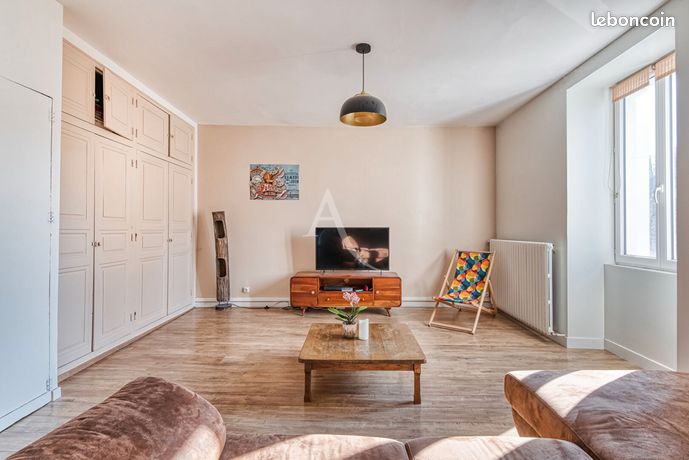 Maison 7 pièces 166 m²