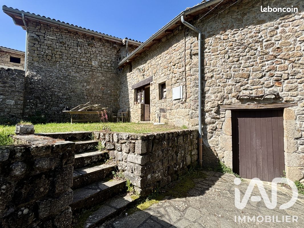 Maison 5 pièces 155 m² · à Saint-Cirgues-de-Prades · 155 m² · 265 000 €