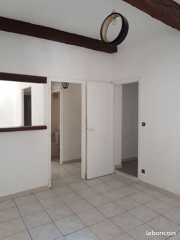 Appartement 2 pièces 47 m² · à Pélissanne · 47 m² · 700 €/mois