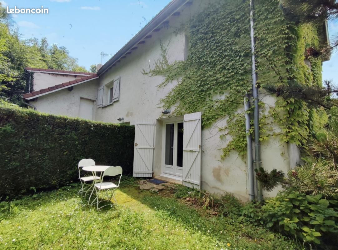 Appartement 2 pièces 46 m² · à Villemoirieu · 46 m² · 820 €/mois