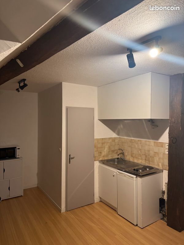 Appartement 1 pièce 20 m² · à Vesoul · 20 m² · 320 €/mois