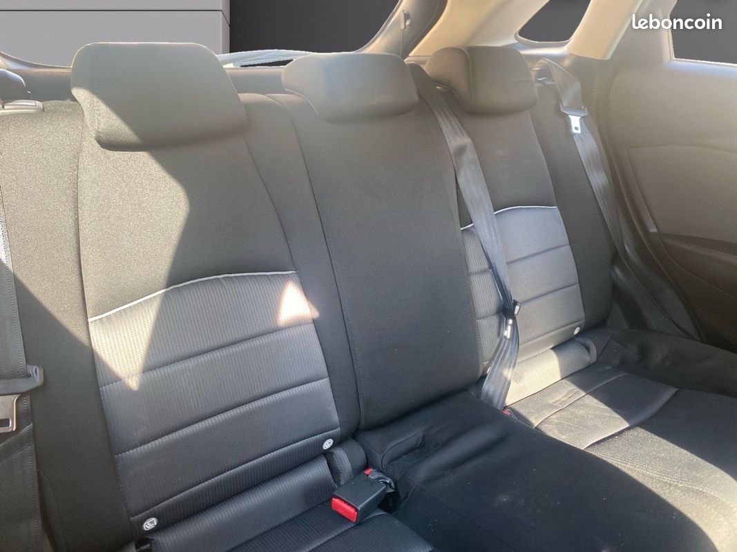 MAZDA CX-3 2.0L Skyactiv-G 120 4x2 Elegance (image 6)