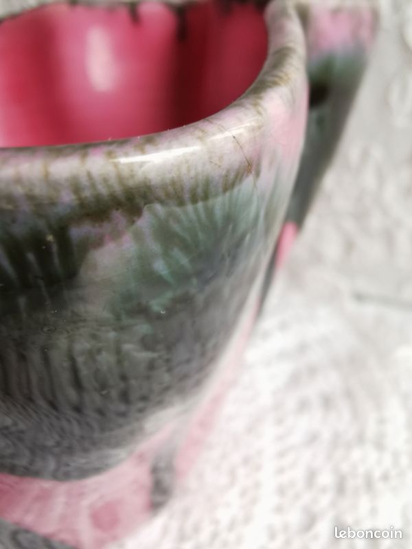 Vintage cache pot Vallauris style boudoir 50's faïence vernissé rose fushia & noir (image 14)