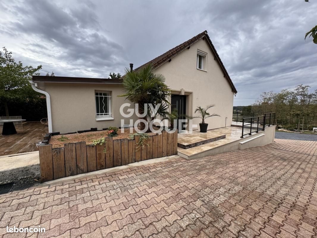 Maison 8 pièces 138 m² · à Perrecy-les-Forges · 138 m² · 279 000 €