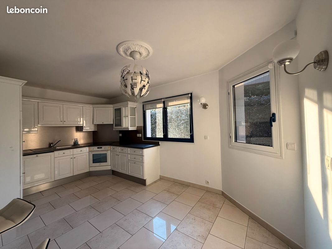 Maison 6 pièces 170 m² · à Bois-Guillaume · 170 m² · 539 000 €