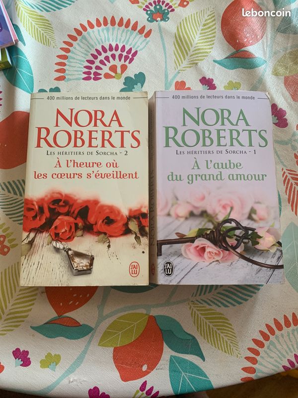 Nora Roberts (image 1)