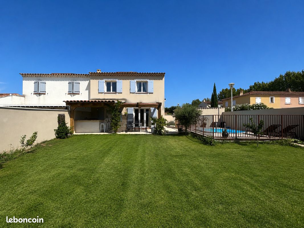 Maison 4 pièces 88 m² · à Arles · 88 m² · 329 000 €