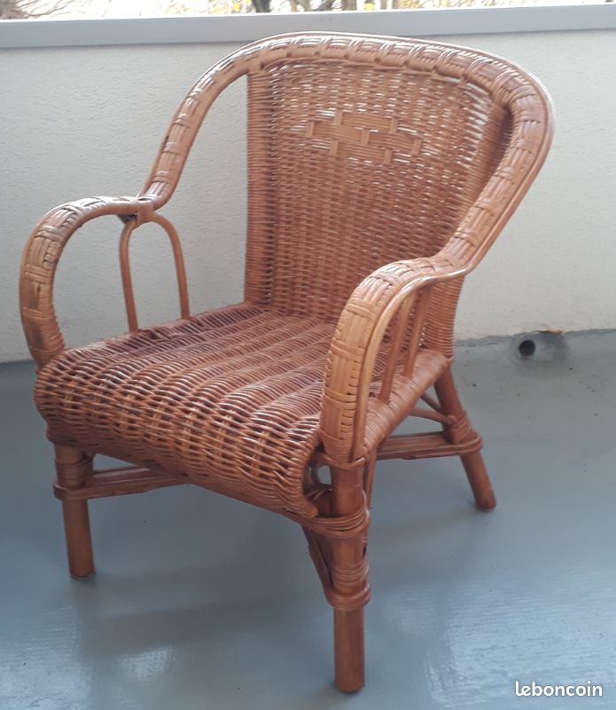 Fauteuil enfant en rotin verni (image 7)