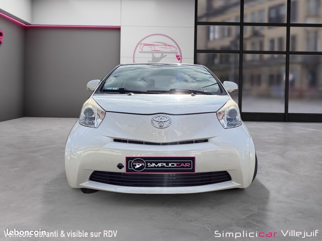 TOYOTA iQ iQ² 68 VVT-i MultiDrive, Boite Auto, Garantie 12 mois (image 3)