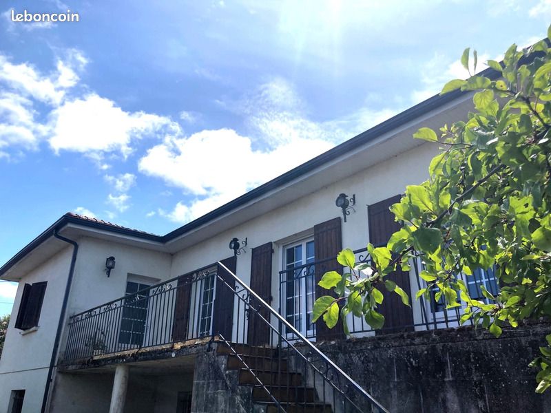 Maison 6 pièces 114 m² · à Pauillac · 114 m² · 240 000 €