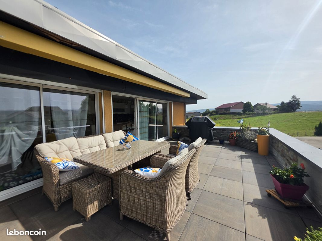 Appartement 3 pièces 108 m² · à Dommartin · 108 m² · 349 000 €