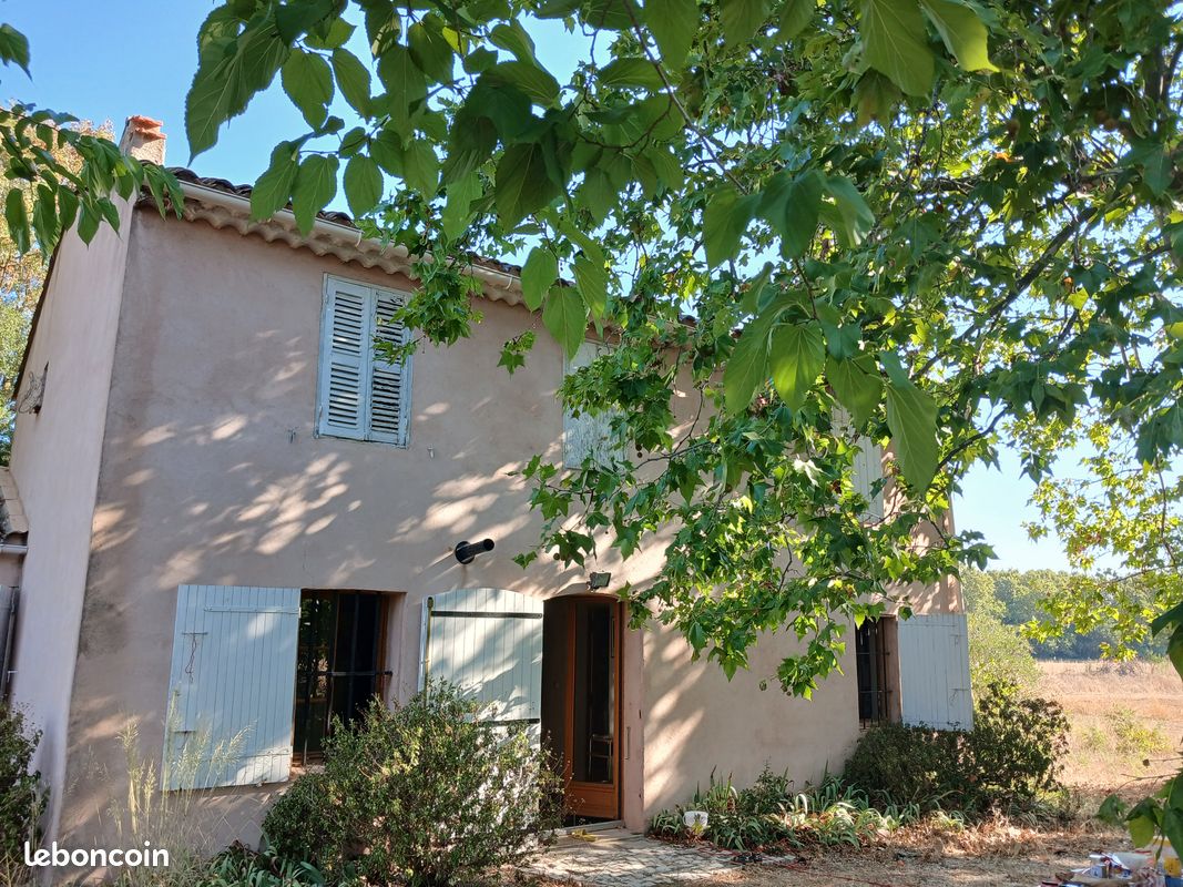 Maison 7 pièces 114 m² · à La Crau · 114 m² · 1 990 €/mois