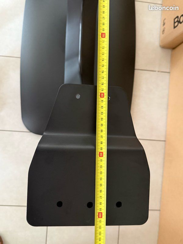 Pied de table Alicante noir BoConcept Faire proposition (image 4)
