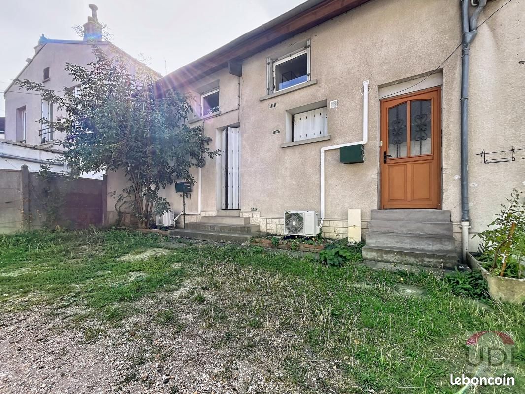 Maison 2 pièces 33 m² · à Corbeil-Essonnes · 33 m² · 120 000 €