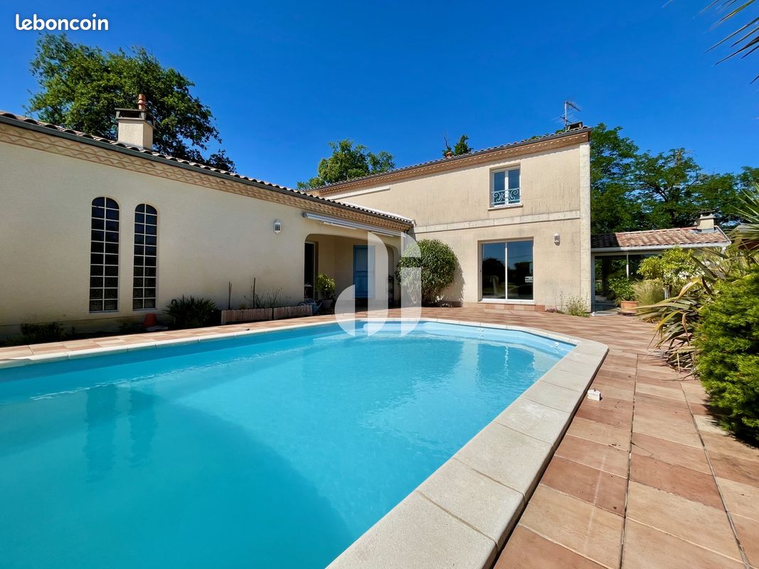 Maison 6 pièces 224 m² · à Gradignan · 224 m² · 639 000 €