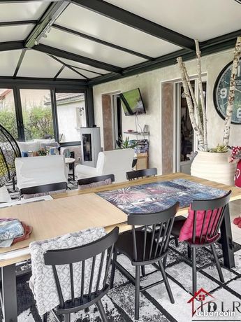 Maison 6 pièces 180 m²