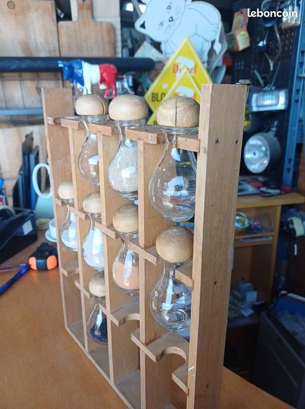 Étagère à Épices Vintage en Bois (image 2)