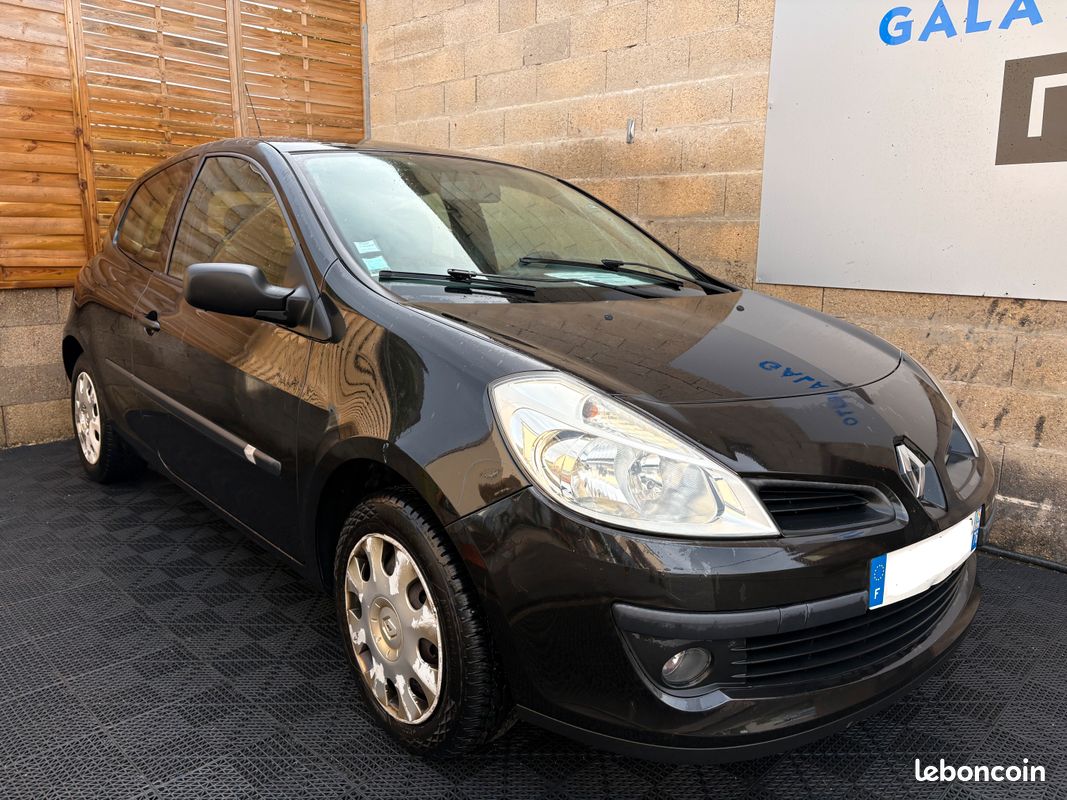 RENAULT Clio III 1.5 dCi (4cv) Expression CT:OK GARANTIE 6 mois (image 1)