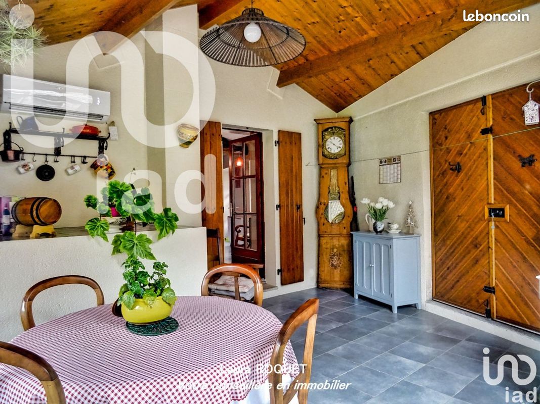 Maison 7 pièces 139 m² - Ruffec 16700 (image principale 7)