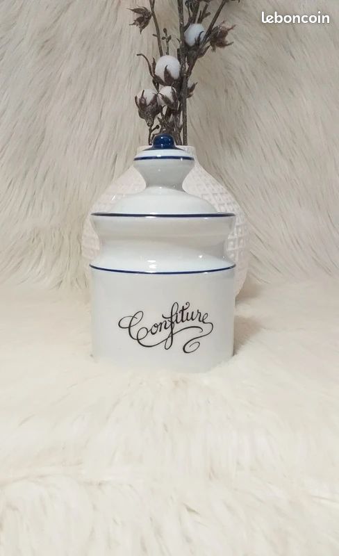 La Porcellana Bianca - Deco Almond Jar In Gift Box - Stores