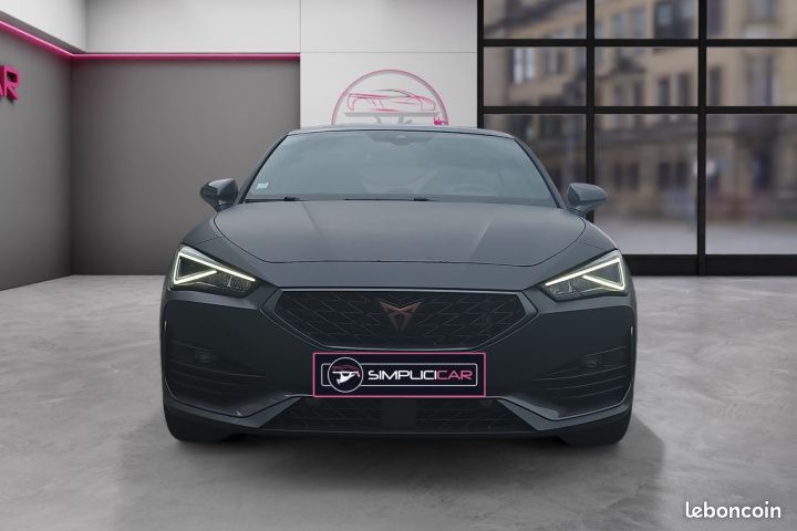 CUPRA LEON 1.4 E-HYBRID 245 VZ DSG6 Sièges chauffants Toit Ouvrant Peinture Mate Garantie 12 mois (image 19)