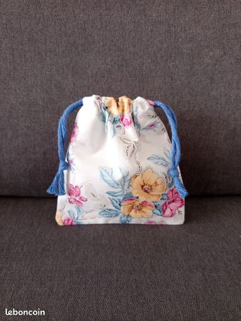 Pochon Fourre-tout En Soie Iconic Tribu – Multicolore (Beige, Bleu, Vert, Rose, Violet, Doré)