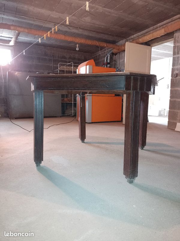 Table en bois massif (image 3)