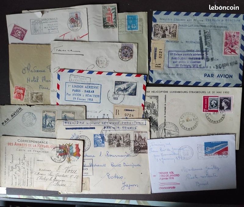 Lot de 12 enveloppes à étudier 1914-1970 . (Carte des armées de la République un peu froissée) Majorité de poste aérienne. Photo contractuelle (image 1)