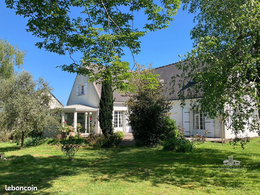 Maison 5 pièces 174 m² · à Treillières · 174 m² · 353 000 €