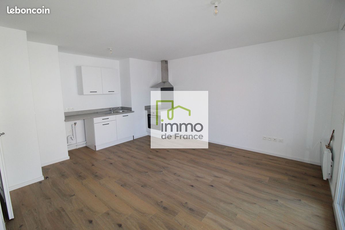 Appartement 2 pièces 43 m² · à La Madeleine · 43 m² · 726 €/mois