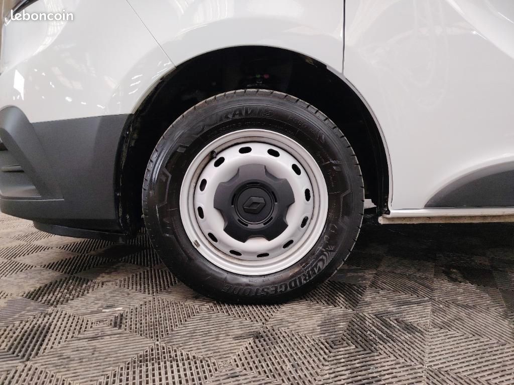 Renault Trafic FOURGON FGN L1H1 3T BLUE DCI 130 GSR2 ADVANCE (image 18)
