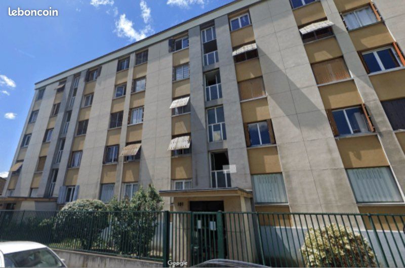 Appartement 3 pièces 55 m² · à La Courneuve · 55 m² · 150 000 €