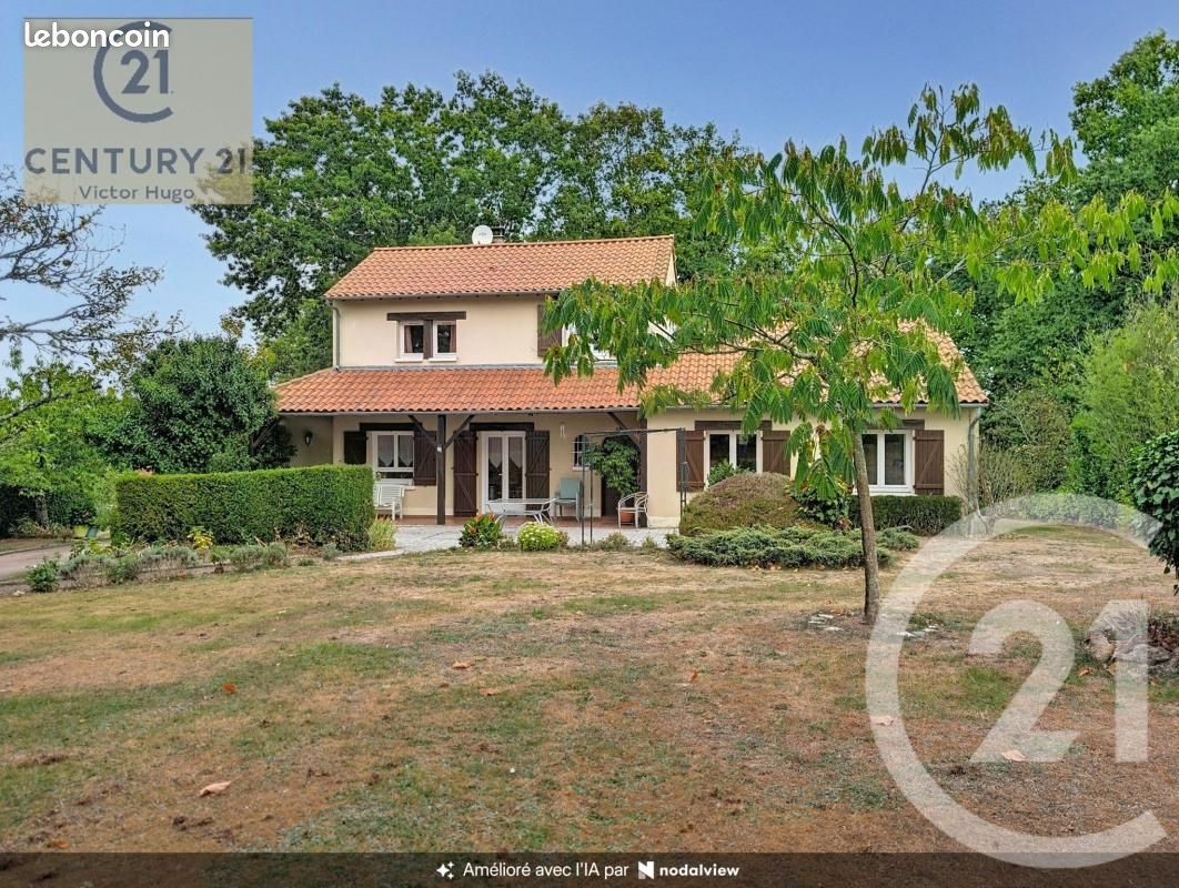 Maison 6 pièces 166 m² · à Verneuil-sur-Vienne · 166 m² · 332 700 €