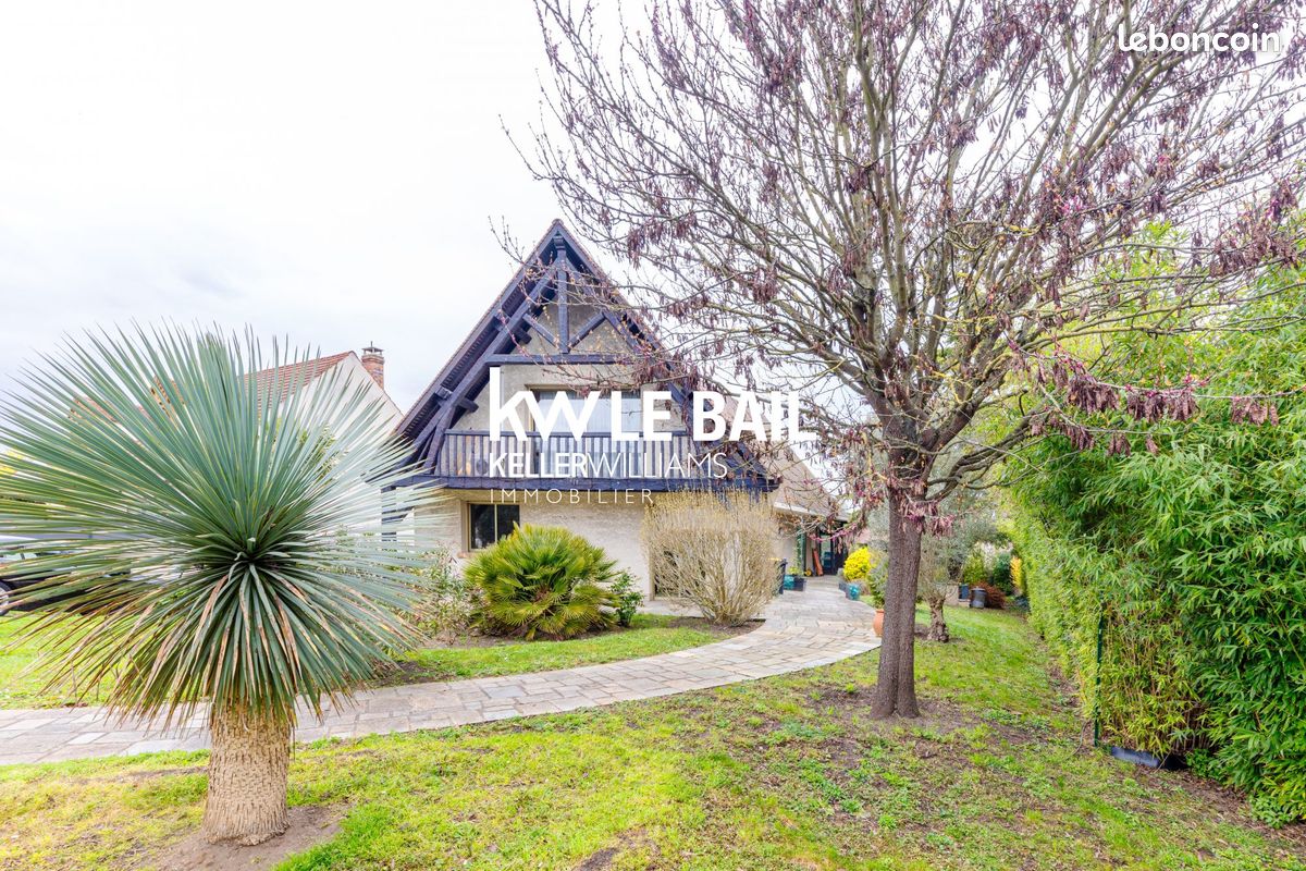 Maison 8 pièces 196 m² · à Saint-Ouen-l'Aumône · 196 m² · 519 000 €