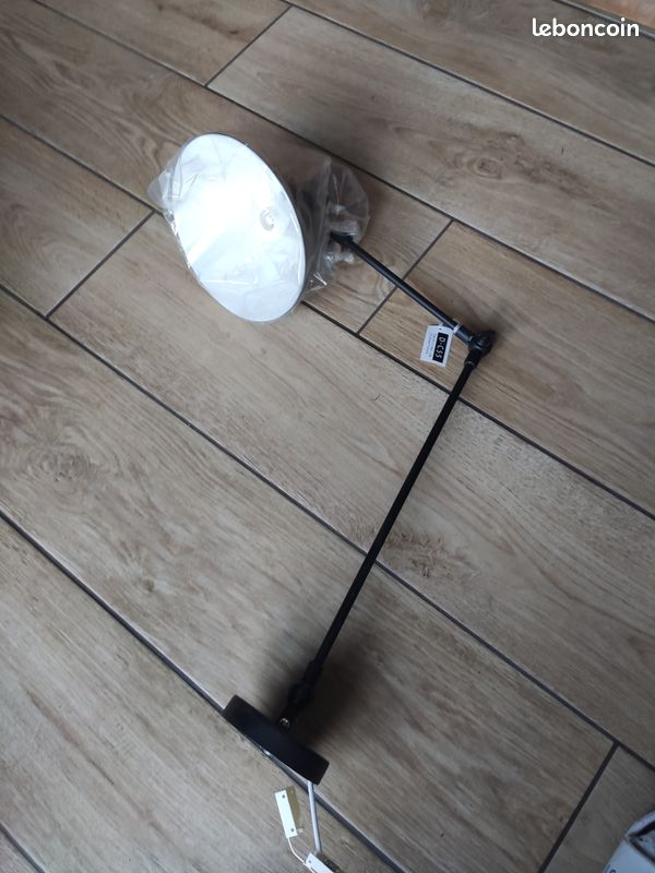 Lampe de bureau neuve à fixer (image 2)