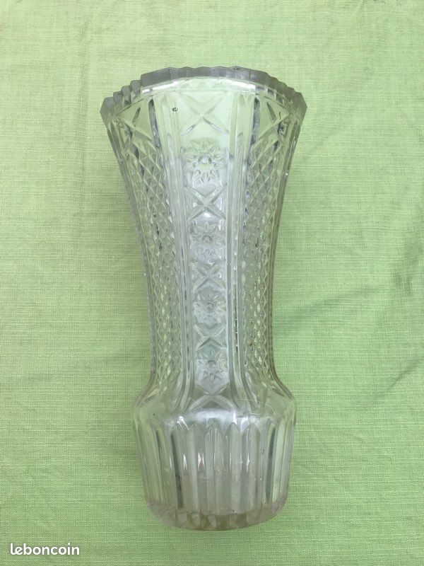 Vase en cristal de bohème (image 2)