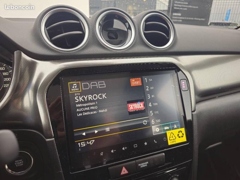 Suzuki Vitara 1.4 Boosterjet Hybrid 110ch Style Auto MY25 (image 20)
