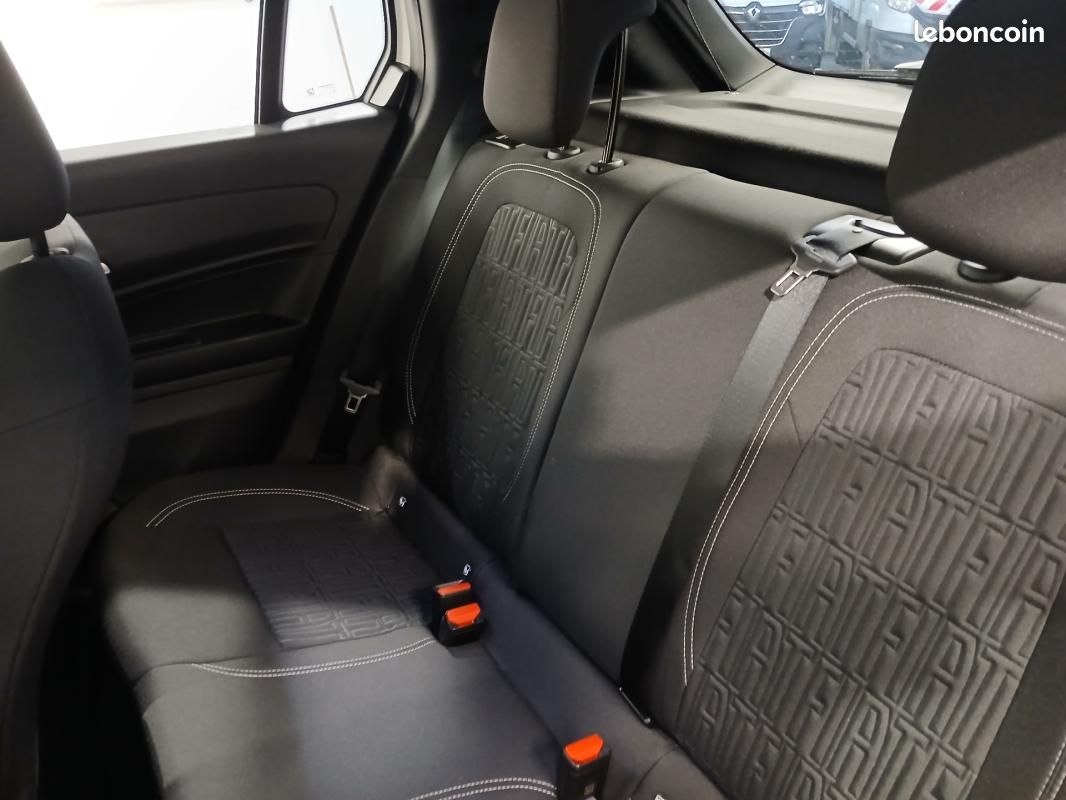 Fiat 600 T-Gen 3 1.2 Hybrid 145ch eDCT6 Pop (image 28)