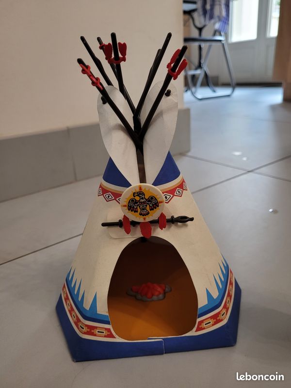 Playmobil 5247 Camp des Indiens avec tipi