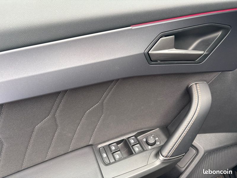 Cupra FORMENTOR 1.5 ETSI HYBRID 150CH V DSG7 (image 10)
