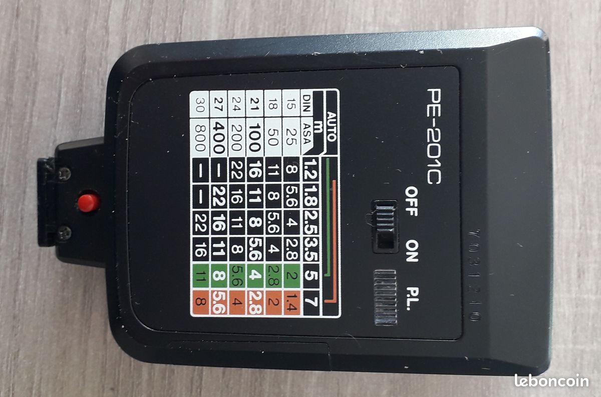 Flash électronique PANASONIC PE-201C Pour Appareil Photo Argentique + Notice - Occasion