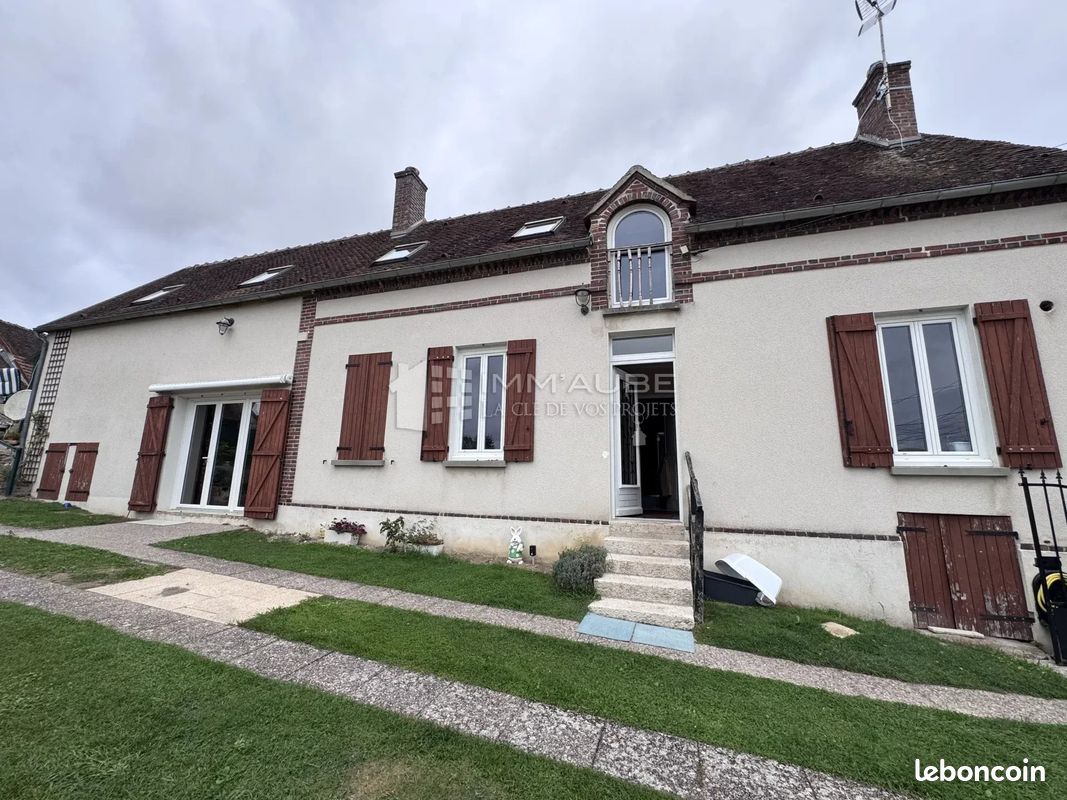 Maison 3 pièces 124 m² · à Traînel · 124 m² · 590 €/mois